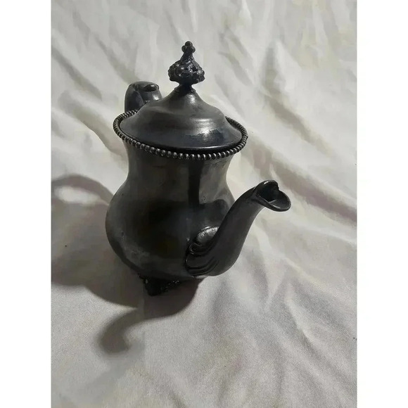 Antique Wallace Bros Quadruple plate teapot - Picture 2 of 5